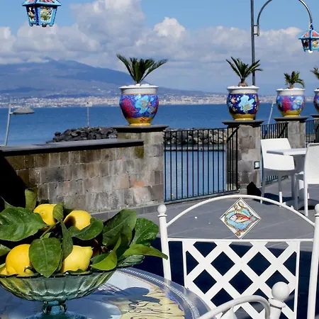 Villa De Luca - Luxury Villa With Terrace And Jacuzzi By The Sea Vico Equense Exterior photo
