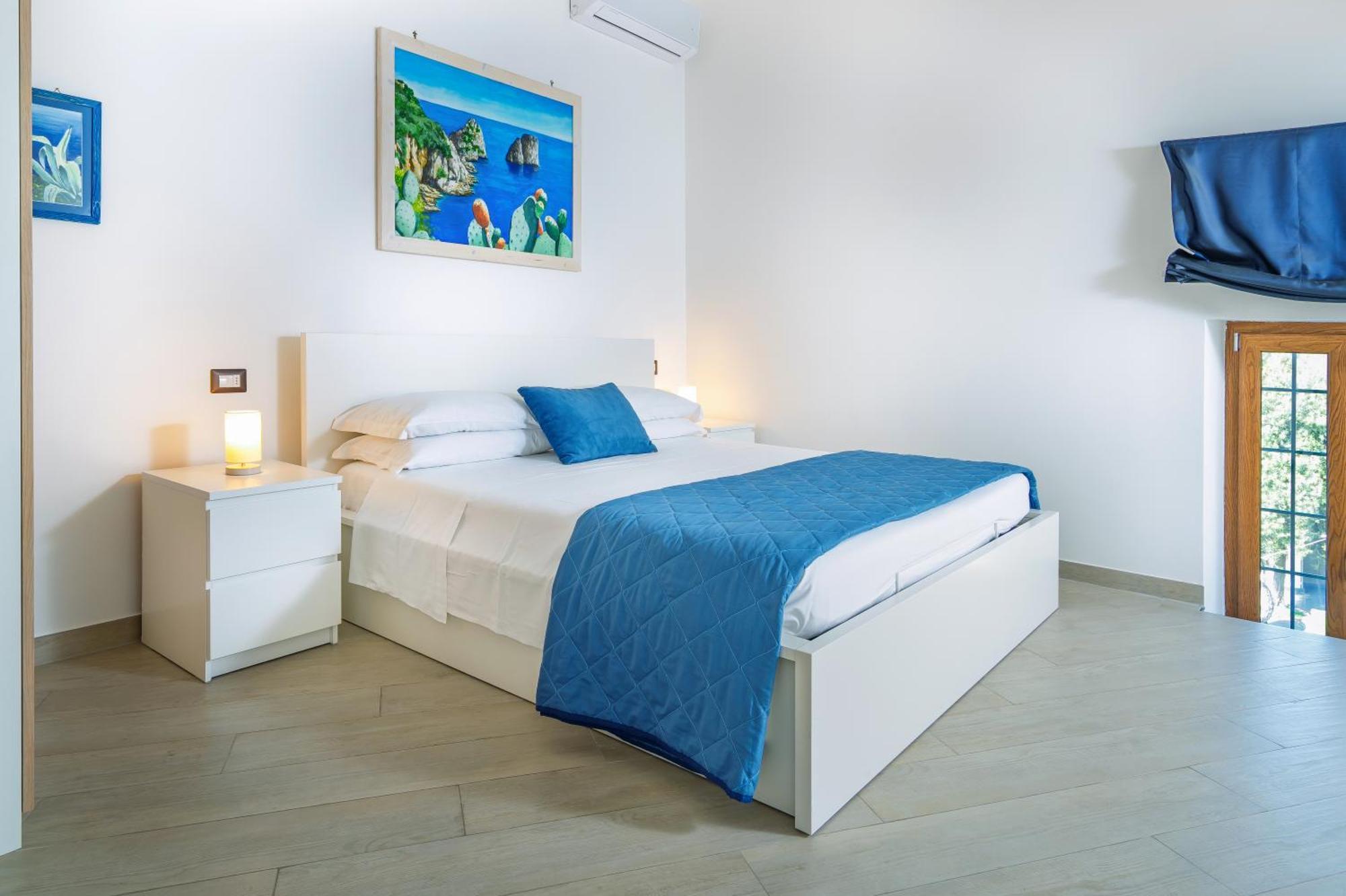 Villa De Luca - Luxury With Terrace And Jacuzzi By The Sea Vico Equense